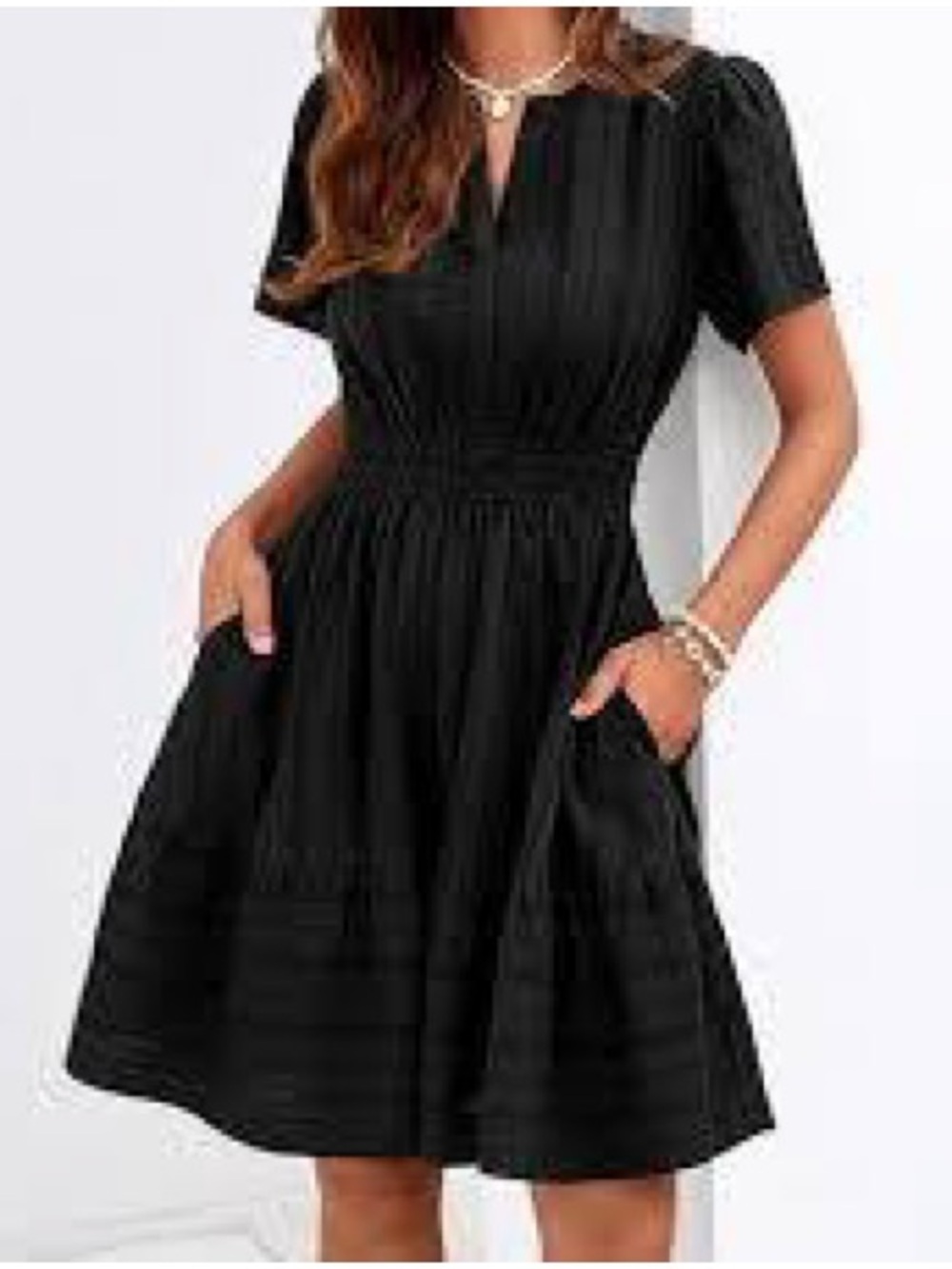 NWT BTFBM Black Lightweight Short Sleeve V-Neck Tiered Dress With Elastic Waist